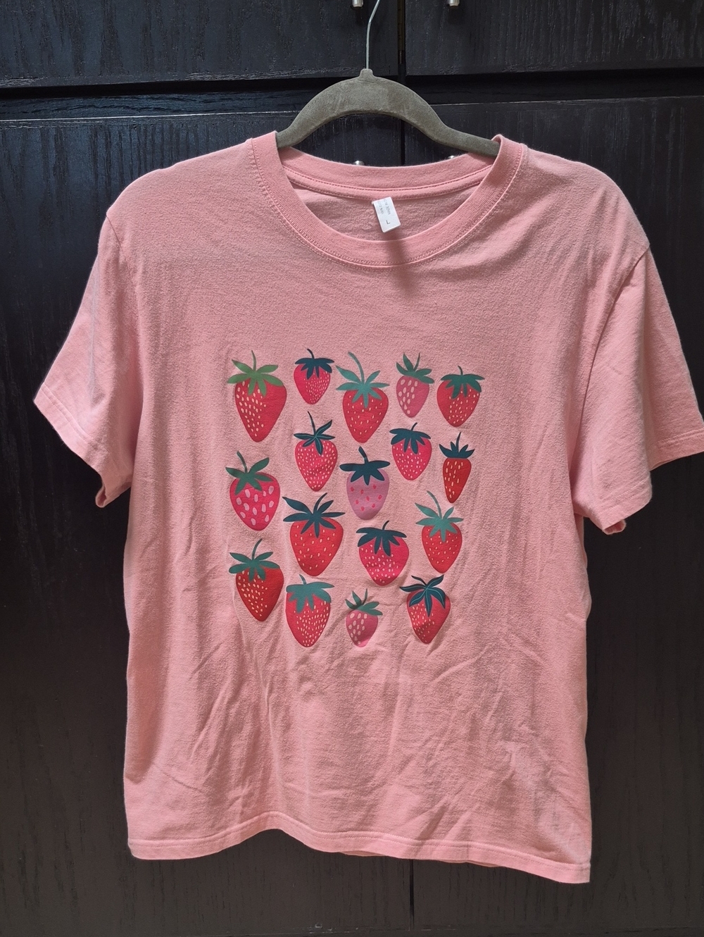 Strawberry T Shirt 100 % Cotton SZ L